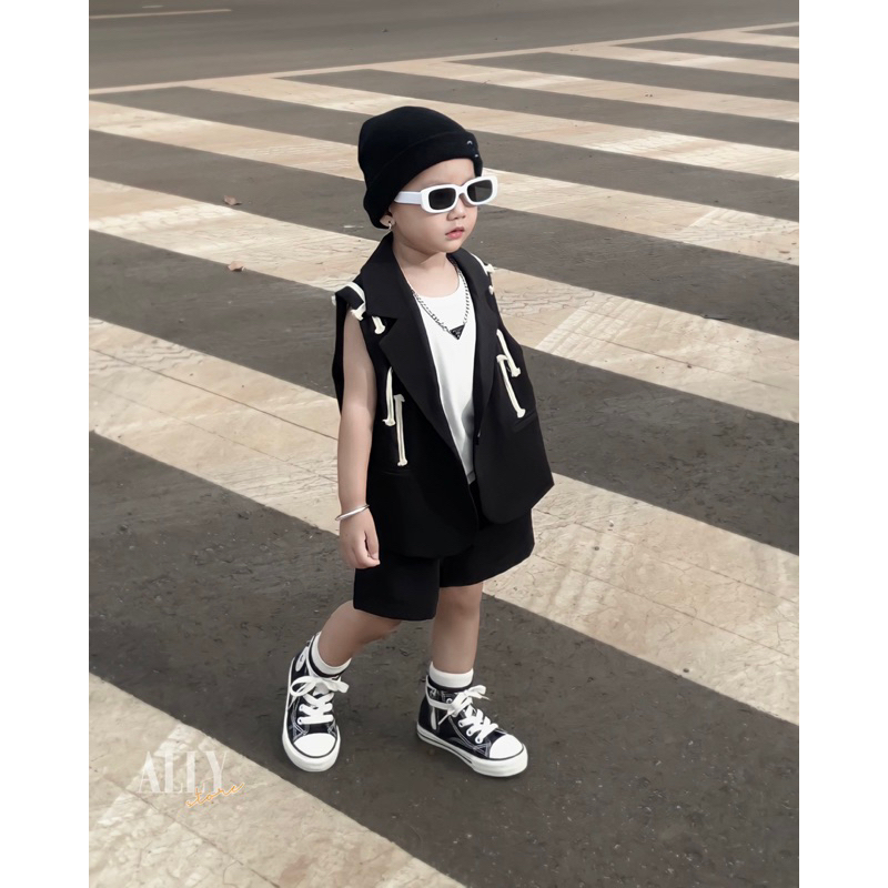 Bộ vest đen ba lỗ K470 Ally store