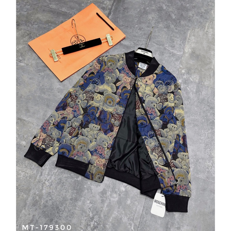 Áo khoác bomber Gấu Moschin Xanh cho Nam Nữ Bản sieeui cấp mẫu mới Tết 2024, Áo khoác nỉ MOSCHlNO Gấu siêu cấp Loại 1