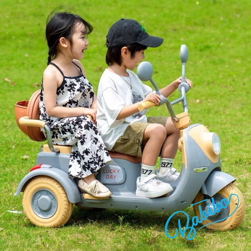 Xe Vespa điện trẻ em mẫu mới nhất 2023