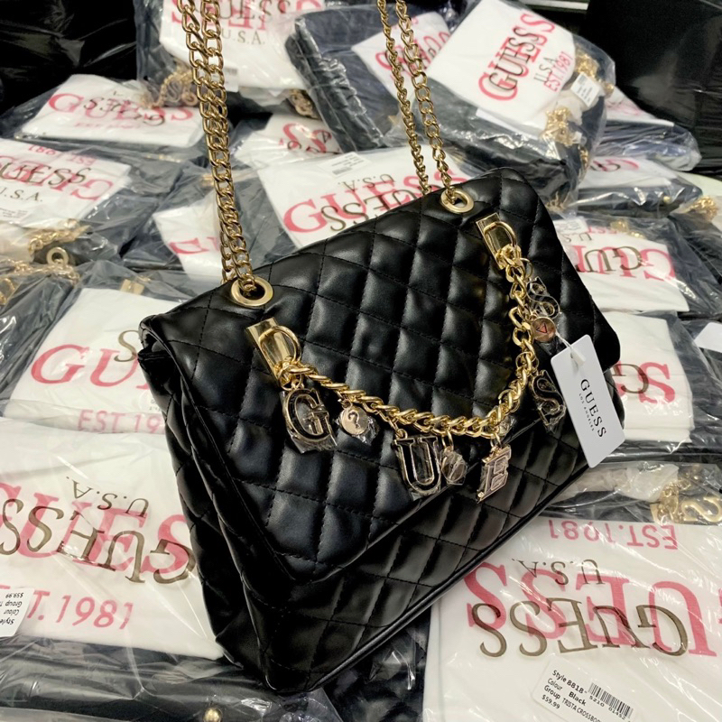 Túi guess mẫu mới kèm charm