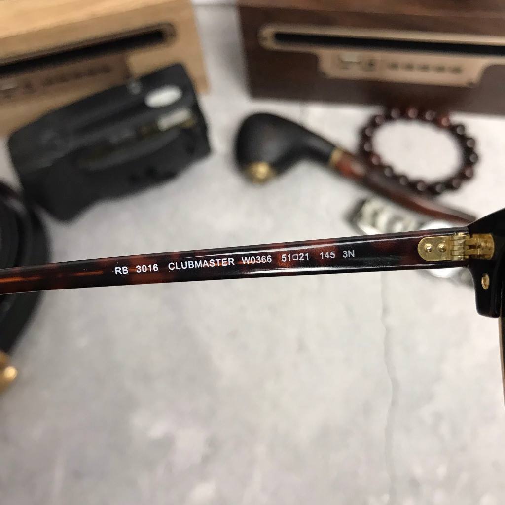 Kính Râm Rayban Clubmaster Chính Hãng Qua Sử Dụng, Dòng Kính Cân Mọi Phong Cách Cho Anh Em