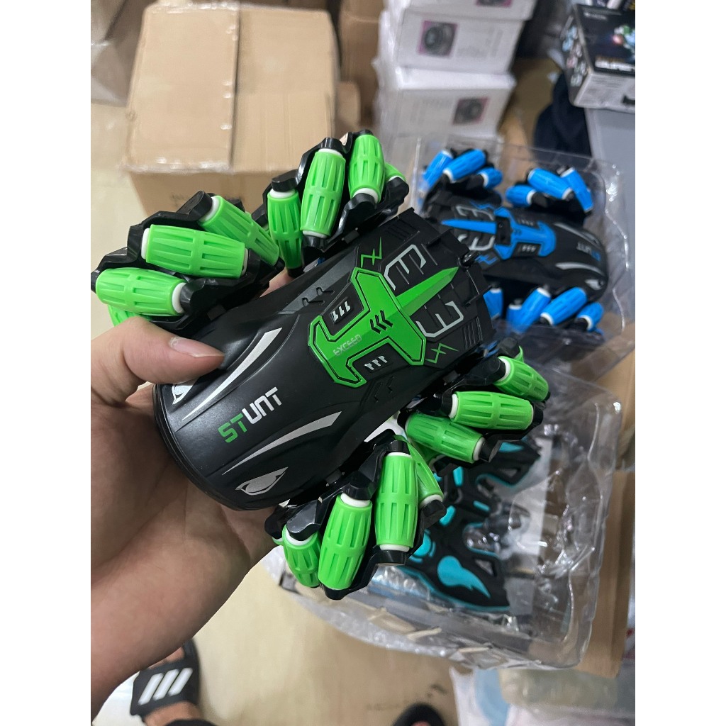 Xe ô tô điều khiển từ xa new 2023 pin sạc, ô tô điều khiển từ xa xoay 360 di chuyển 6 hướng có đèn