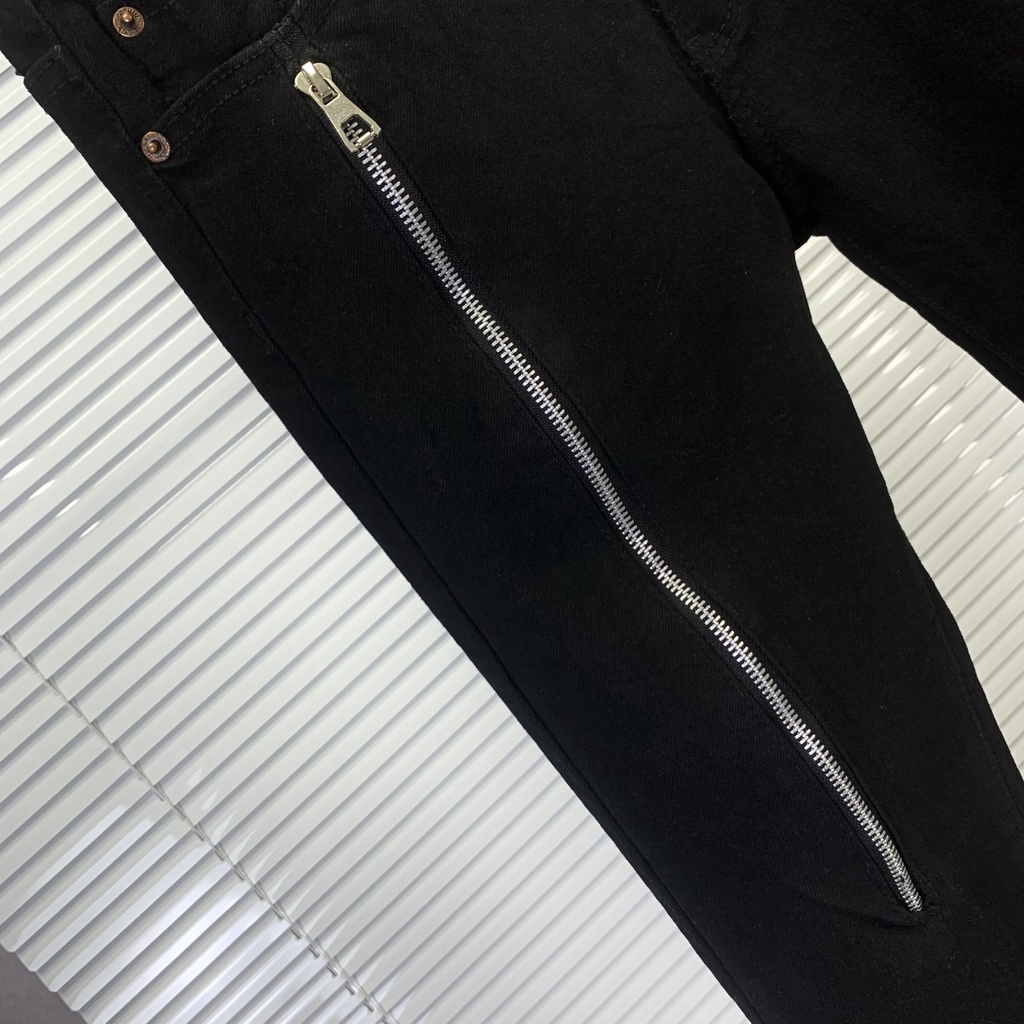 Quần jean bò Nam slimfit đen trơn thêu khoá zip chéo dọc đùi đơn giản basic phong cách đường phố Hot trend 2023