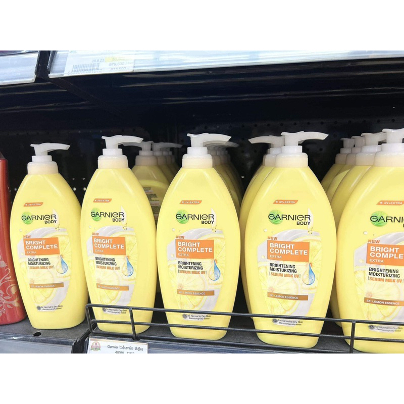 Sữa dưỡng thể trắng hồng rạng rỡ Garnier Body Lotion Serum Milk Bright Complete VitaminC Extra / Vitamin C
