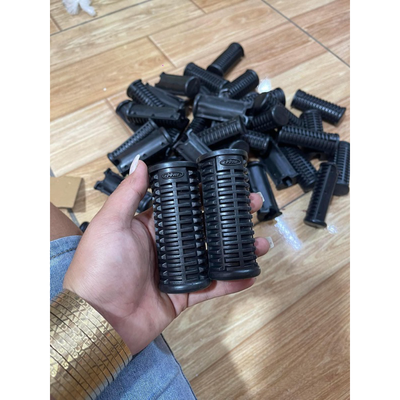 CAO SU GÁC  CHÂN SS50 .