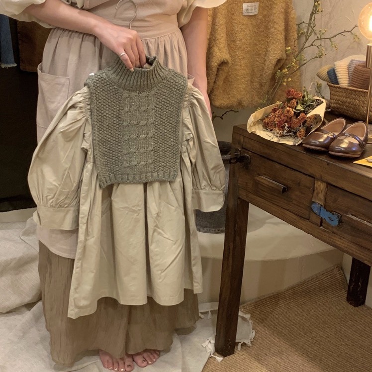 Set Váy Tay Dài Và Yếm Cổ Len Mềm Mùa Thu Quảng Châu Phong Cách Vintage Bé Gái Size Đại