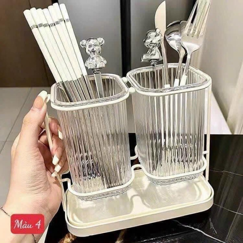 ỐNG ĐỰNG ĐŨA ĐA NĂNG