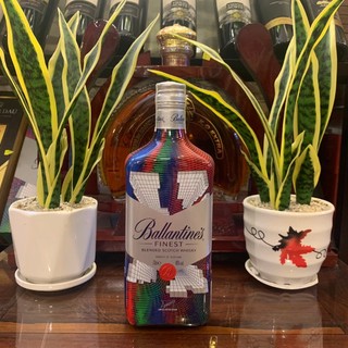 Rượu Ballantines Finest Blend Scotch