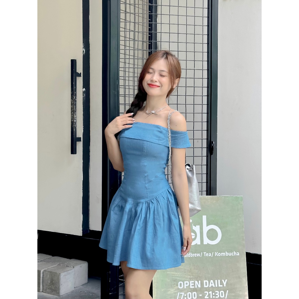 Váy denim trễ vai Jisoo dress Jisoo dress