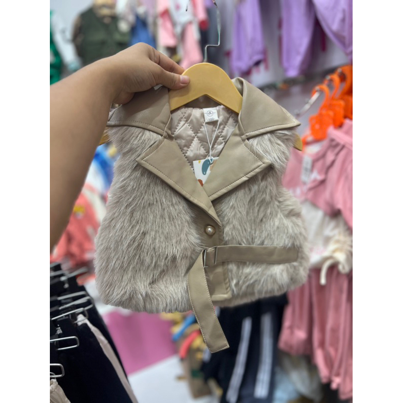 Áo Gile Bé Gái lông Qccc đẹp sz 12-28kg