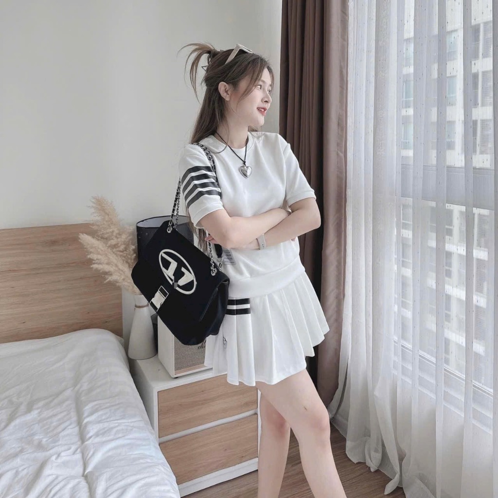 Set váy thời trang nữ,set váy xếp ly ngắn áo thun cổ tròn phối sọc ngang basic sohot chất thun ticci xinh xắn