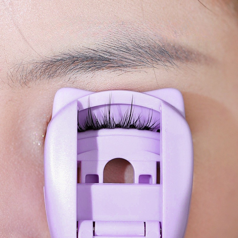 Kẹp bấm mi 3D có thể kẹp mi góc mắt,thiết kế răng cưa cong lâu,có lõi silicon thay thế kèm theo.