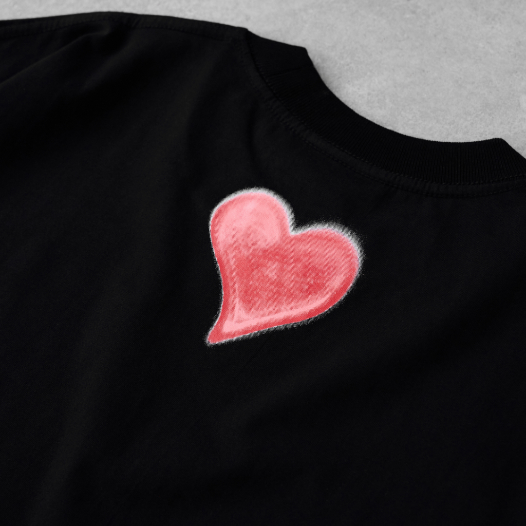 Áo Thun Tay Lỡ Unisex FUNT SPREAD LOVE BLACK