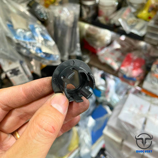 Nắp chụp ổ khóa SIRIUS - EX 2006 - 2010