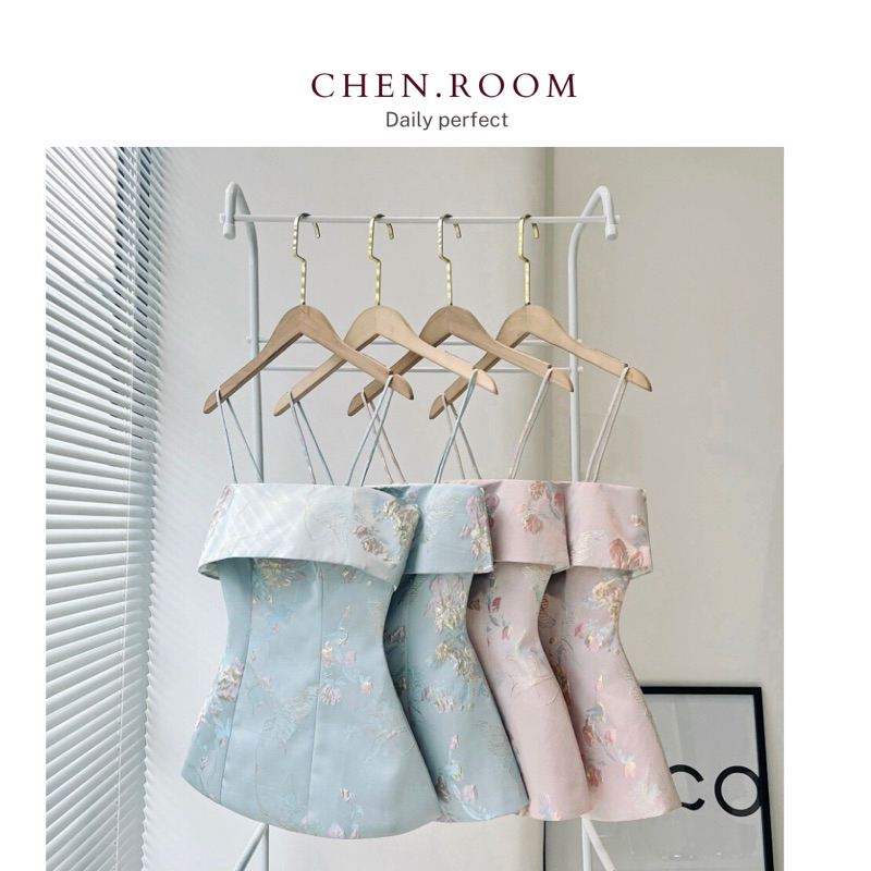 Áo peplum tafa hoa gấp ly ngực Edsel