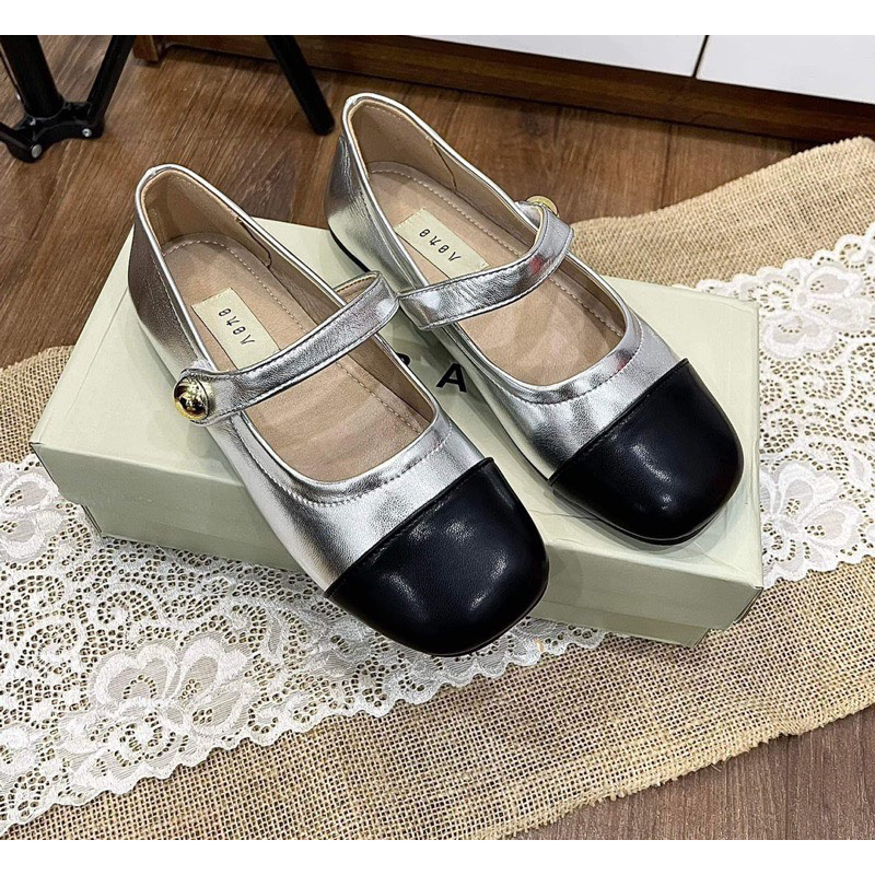 Giày Bệt Khuy Dán 2 Màu Mũi Đen QC Da Mềm