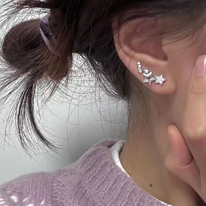 Bông tai nữ ngôi sao đính đá thời trang hàn quốc 2023