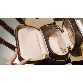 Túi Nice super size 15-21cm da thật fullbox nam châm kèm khăn lụa