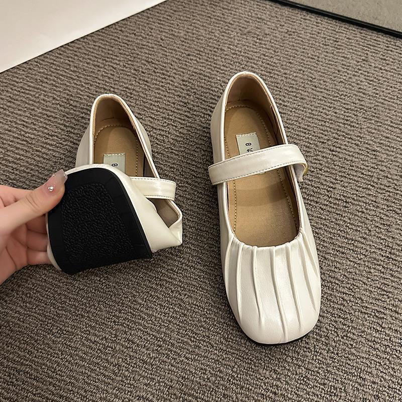 Giày Bệt Mũi Nhăn Khuy Dán Qc Da Mềm