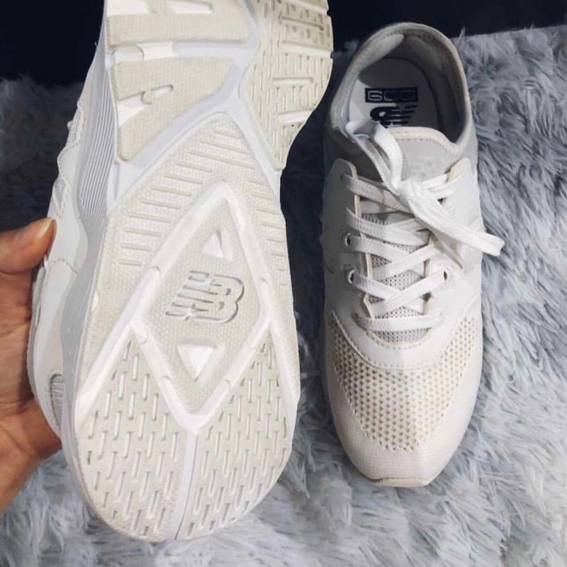 Giày nam NB trắng