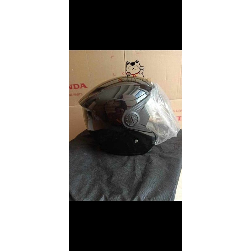 Nón mũ bảo hiểm Honda 3/4 mẫu siêu phẩm. CÓ TRẦY XƯỚC.
