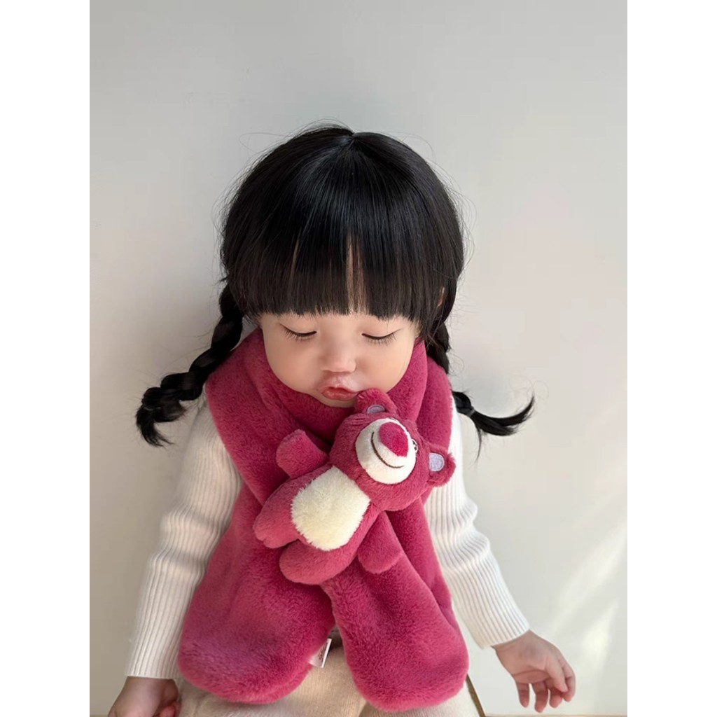 Mũ Tai Bèo Vải Lông Cừu+ khăn+ bịt tai Chống Lạnh Họa Tiết Gấu Dâu Tây Disney Thời Trang Thu Đông loại 1 2022