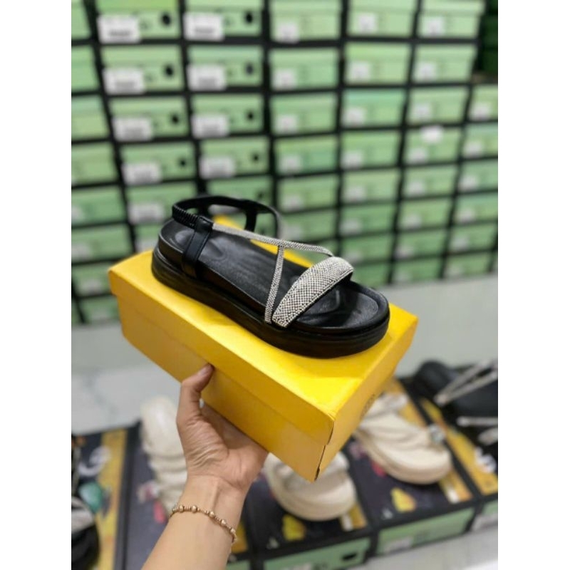 Dép và sandal bánh mì đế cao siêu nhẹ fullbox