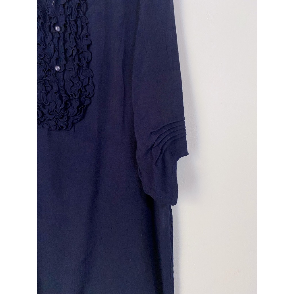 Áo tay lửng cổ tròn phối bèo dáng dài màu xanh than vintage secondhand