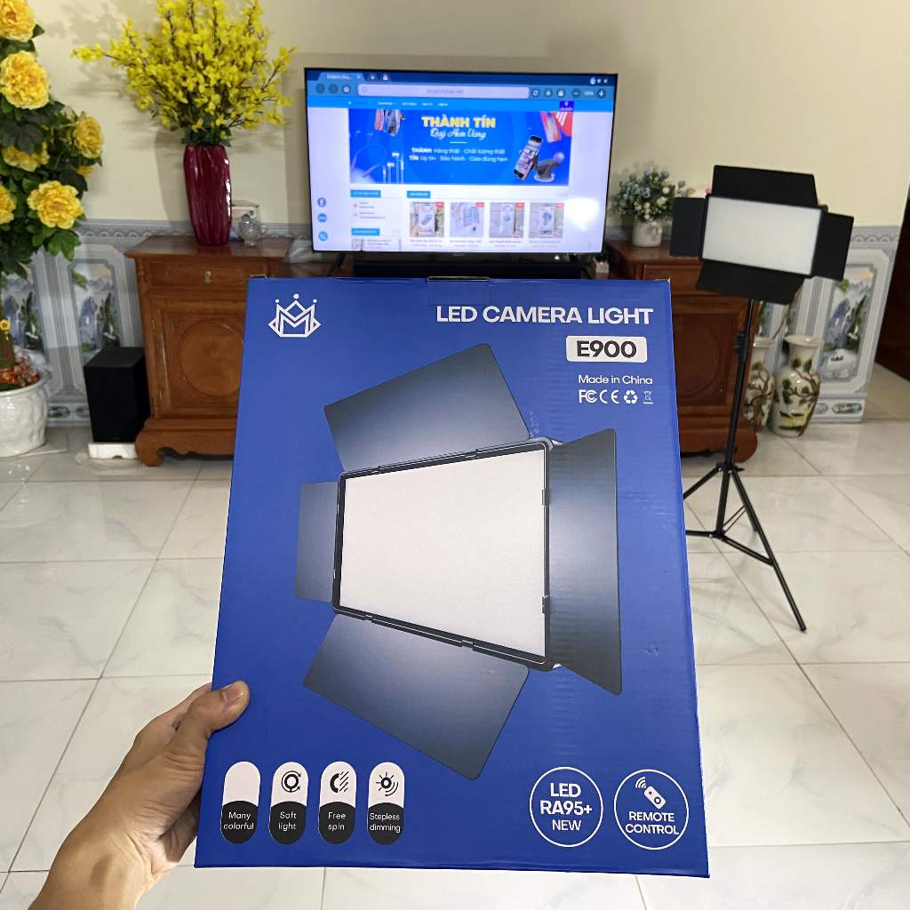 Đèn Led E900 Có Vách Điều Chỉnh Ánh Sáng Công Suất 100W Trợ Sáng Quay Phim, Studio Nhỏ, Livestream