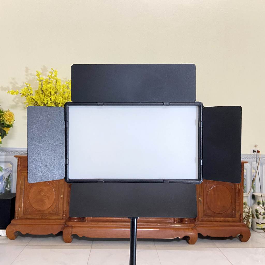 Đèn Led E900 Có Vách Điều Chỉnh Ánh Sáng Công Suất 100W Trợ Sáng Quay Phim, Studio Nhỏ, Livestream