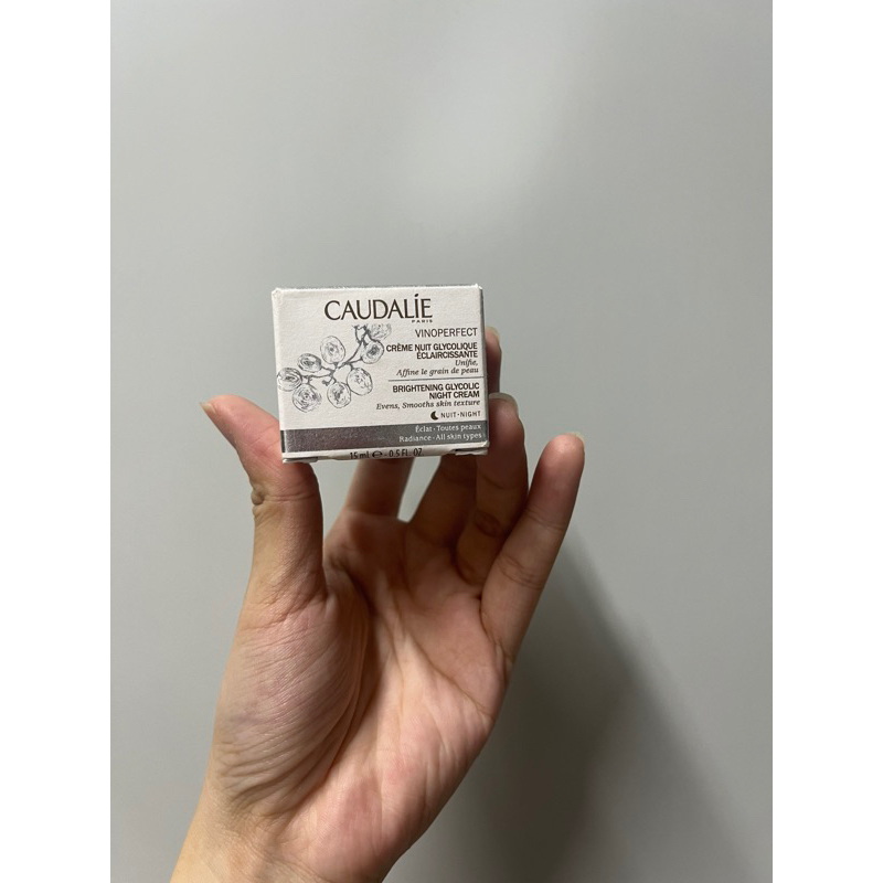 KEM DƯỠNG SÁNG DA BAN ĐÊM CAUDALIE 15ML [DATE T10/23]