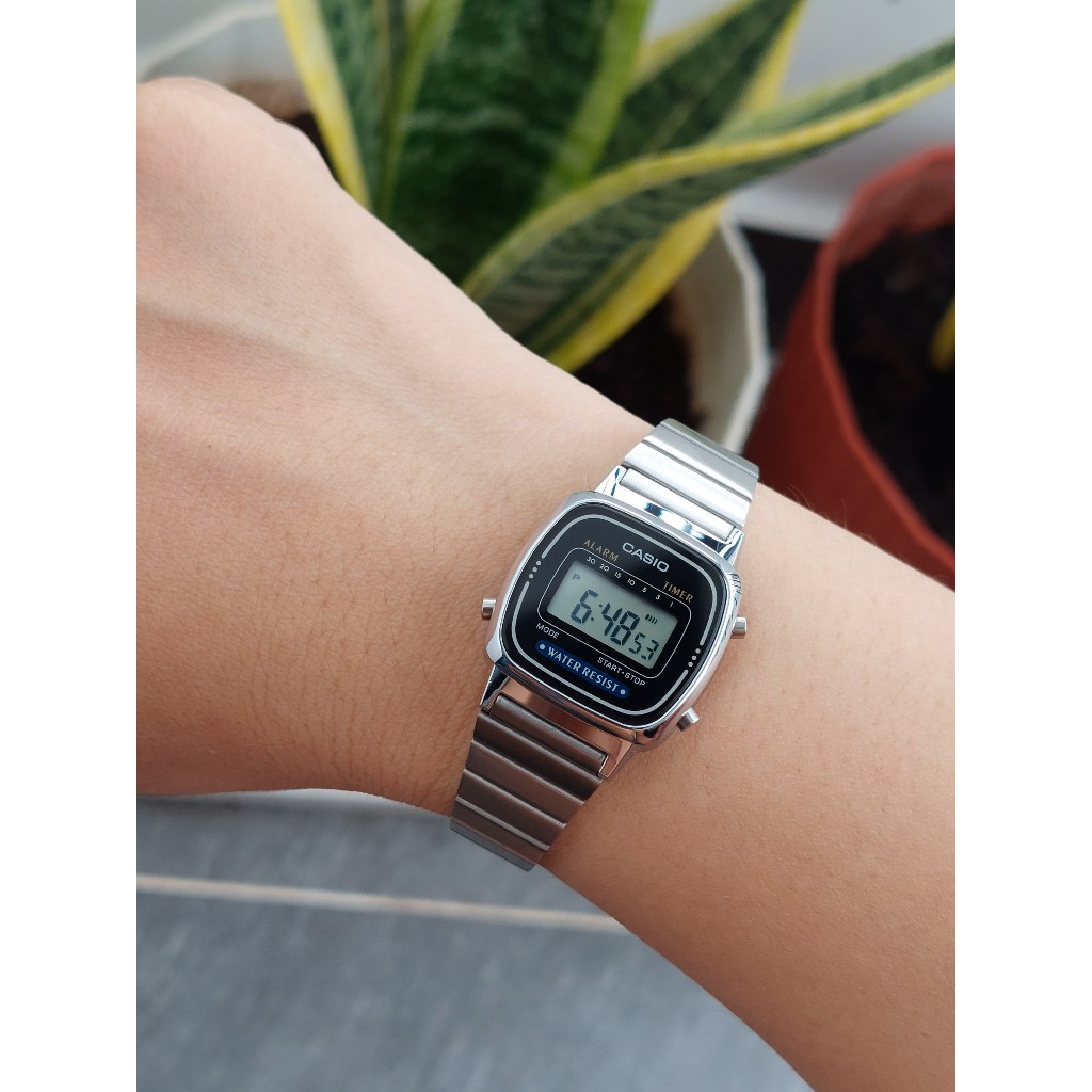 Đồng hồ nữ Casio LA.670W thép trắng chạy pin hàng Si