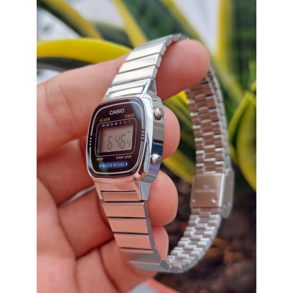 Đồng hồ nữ Casio LA.670W thép trắng chạy pin hàng Si