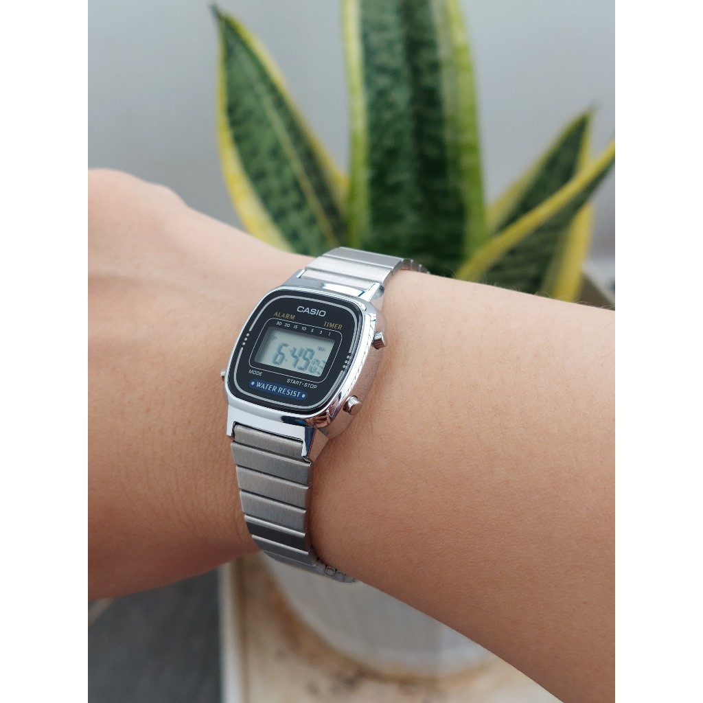 Đồng hồ nữ Casio LA.670W thép trắng chạy pin hàng Si