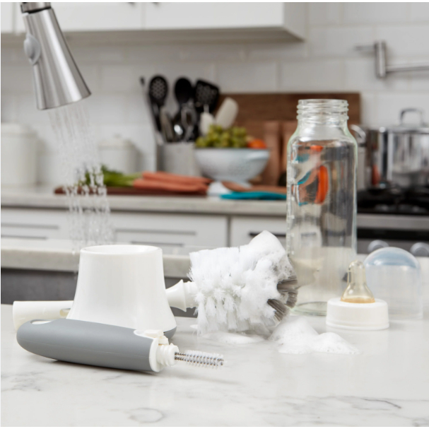 Cọ rửa bình sữa, núm ti OXO TOT Bottle Brush