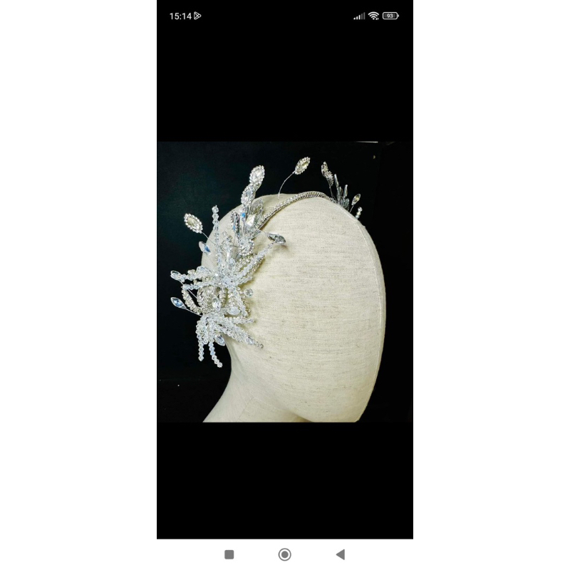 Các mẫu bờm cô dâu