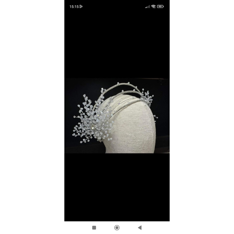 Các mẫu bờm cô dâu