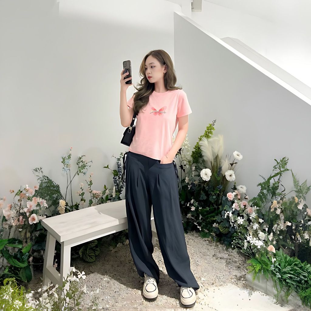 Áo Thun Form Fit Mẫu Bướm Lovely Life. Áo Baby Tee Chất Cotton Co Giãn, Mền Mịn