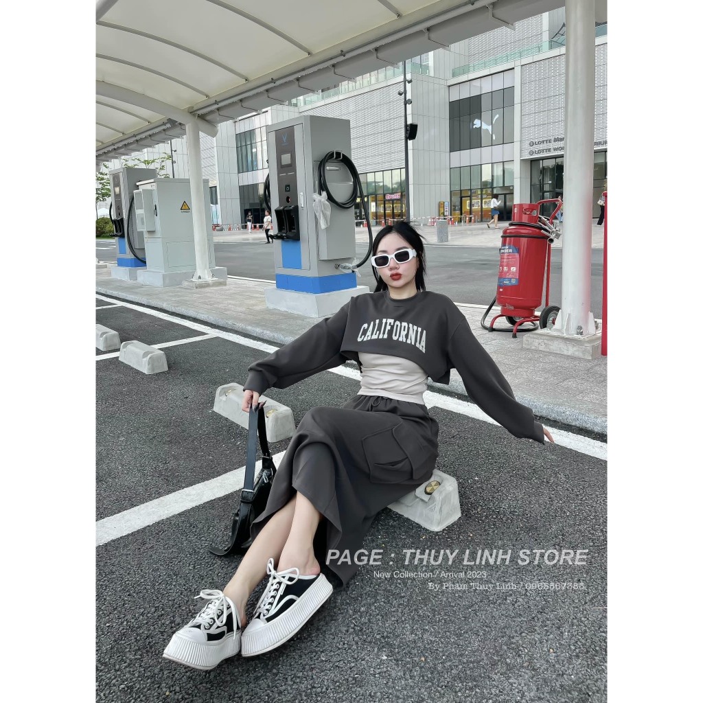 Set Bộ Đồ Nữ 3 Món CALIFORNIA  Áo Dài Tay Croptop Kèm Áo Ba Lỗ Trắng Mix Chân Váy Dáng Dài Túi Hộp Freesize