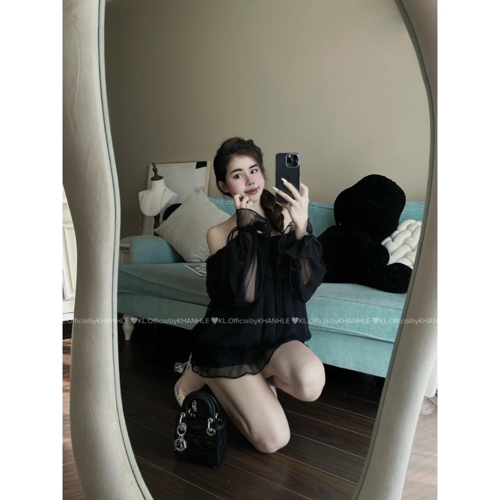 Set Bộ Đồ Nữ Tơ Hồng Áo Tơ Nhũ Trễ Vai Dài Tay Bèo Chun Gấu Mix Chân Váy Viền Bèo 2 Lớp Freesize