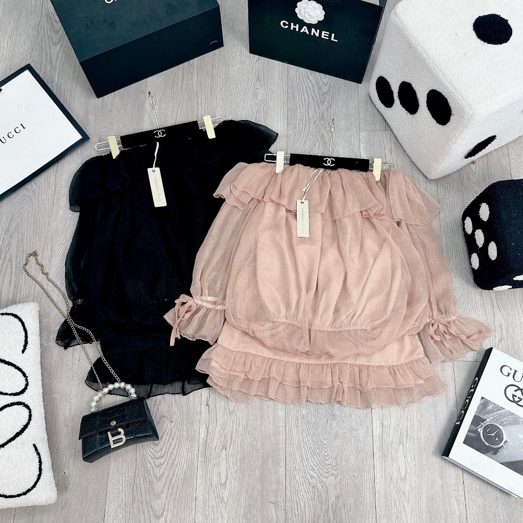 Set Bộ Đồ Nữ Tơ Hồng Áo Tơ Nhũ Trễ Vai Dài Tay Bèo Chun Gấu Mix Chân Váy Viền Bèo 2 Lớp Freesize