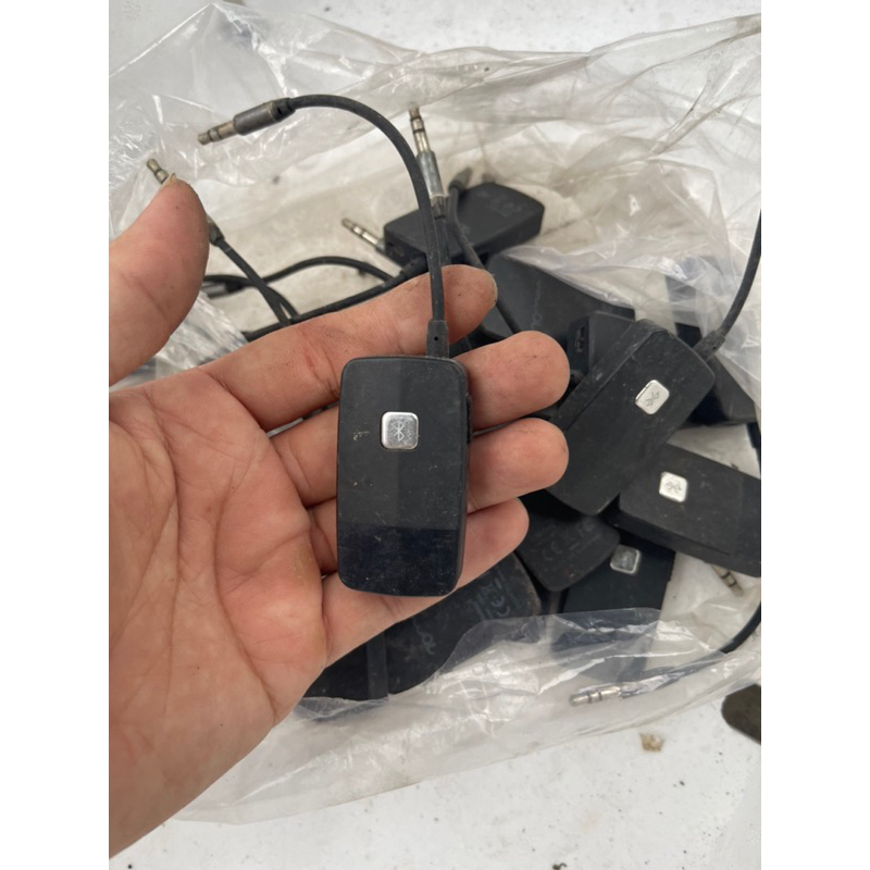 Xác Bộ phát bluetooth Roman J205