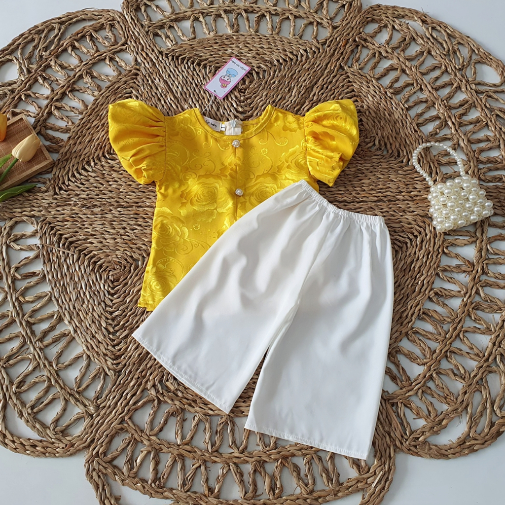 Bộ quần áo bà ba vàng bé gái dễ thương 🍓[FREESHIP🍓 Su Shop- body thiết kế sinh nhật thôi nôi cho bé