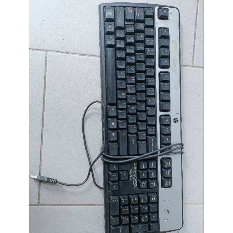 Bàn phím cũ cho máy tính cổng USB