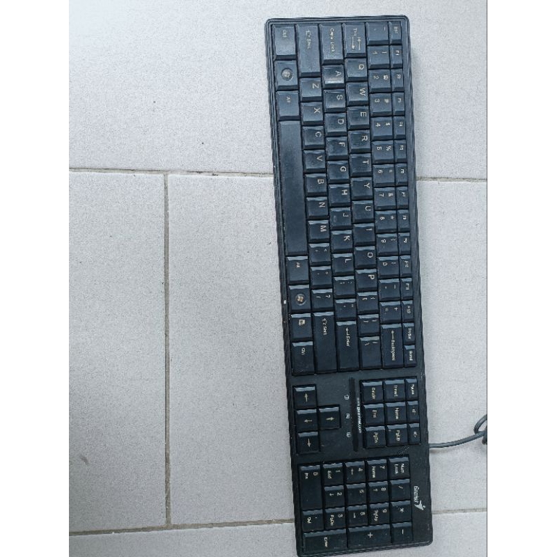 Bàn phím cũ cho máy tính cổng USB