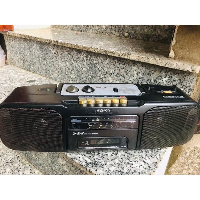 Đài Sony CFS200S