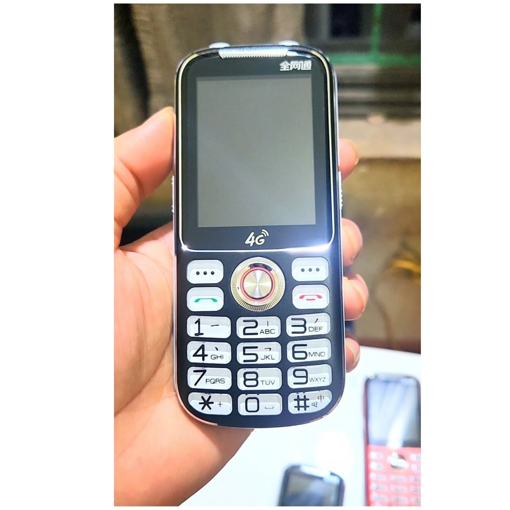 2 Siêu Phẩm Điện Thoại Người Già 4G Good V900  Và G800-  Loa To Chữ Lớn