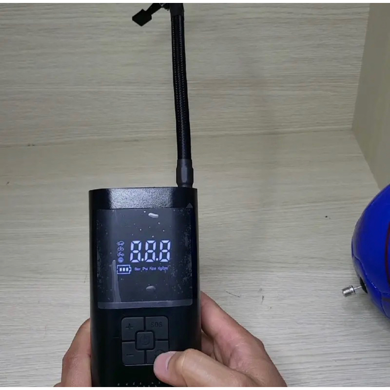 Máy Bơm Hơi Lốp 6000mah  Xe Hơi / Xe Máy / Xe Đạp Điện Không Dây Đa Năng