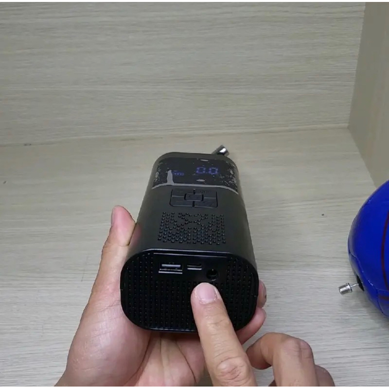 Máy Bơm Hơi Lốp 6000mah  Xe Hơi / Xe Máy / Xe Đạp Điện Không Dây Đa Năng