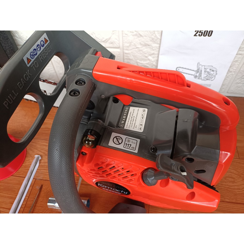 Máy cưa xích chạy xăng mini Kamochi lam 30cm